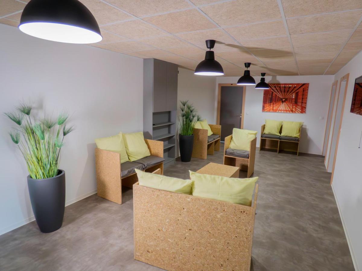 La Colloc Aparthotel Epinal Ngoại thất bức ảnh