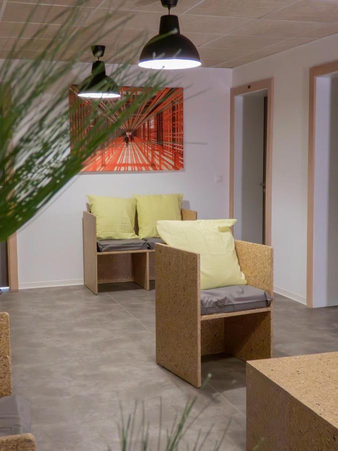 La Colloc Aparthotel Epinal Ngoại thất bức ảnh