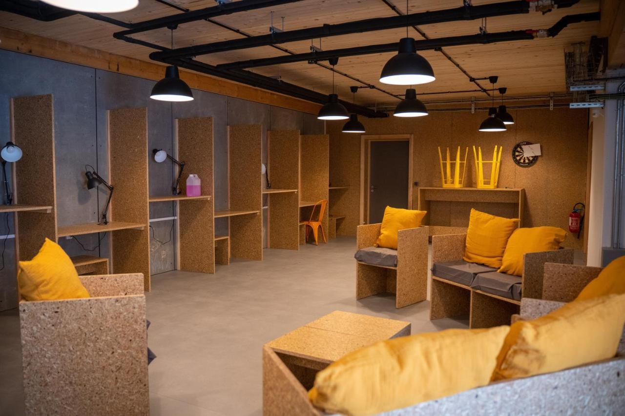 La Colloc Aparthotel Epinal Ngoại thất bức ảnh